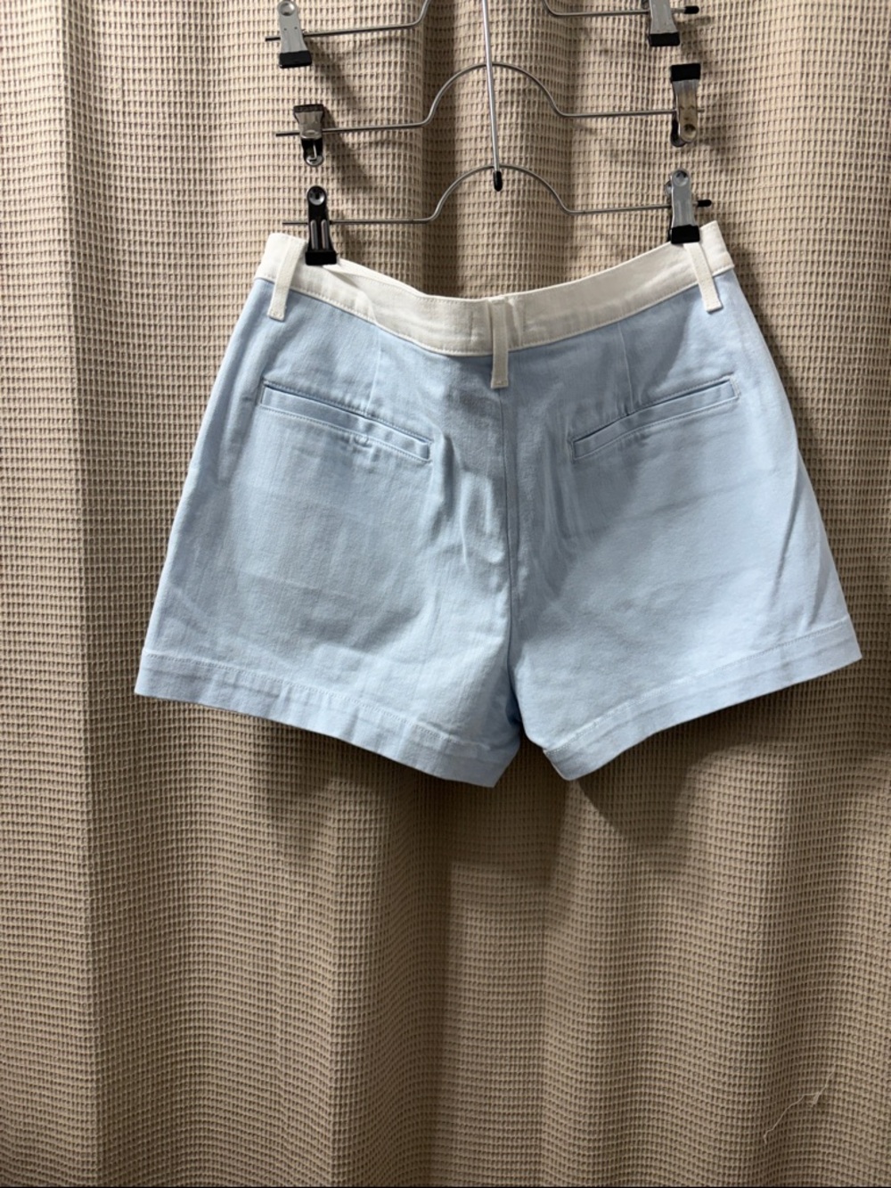 L'AGENCE Pale Blue High-Waist Cotton Shorts with White Waistband - Picture 7 of 9